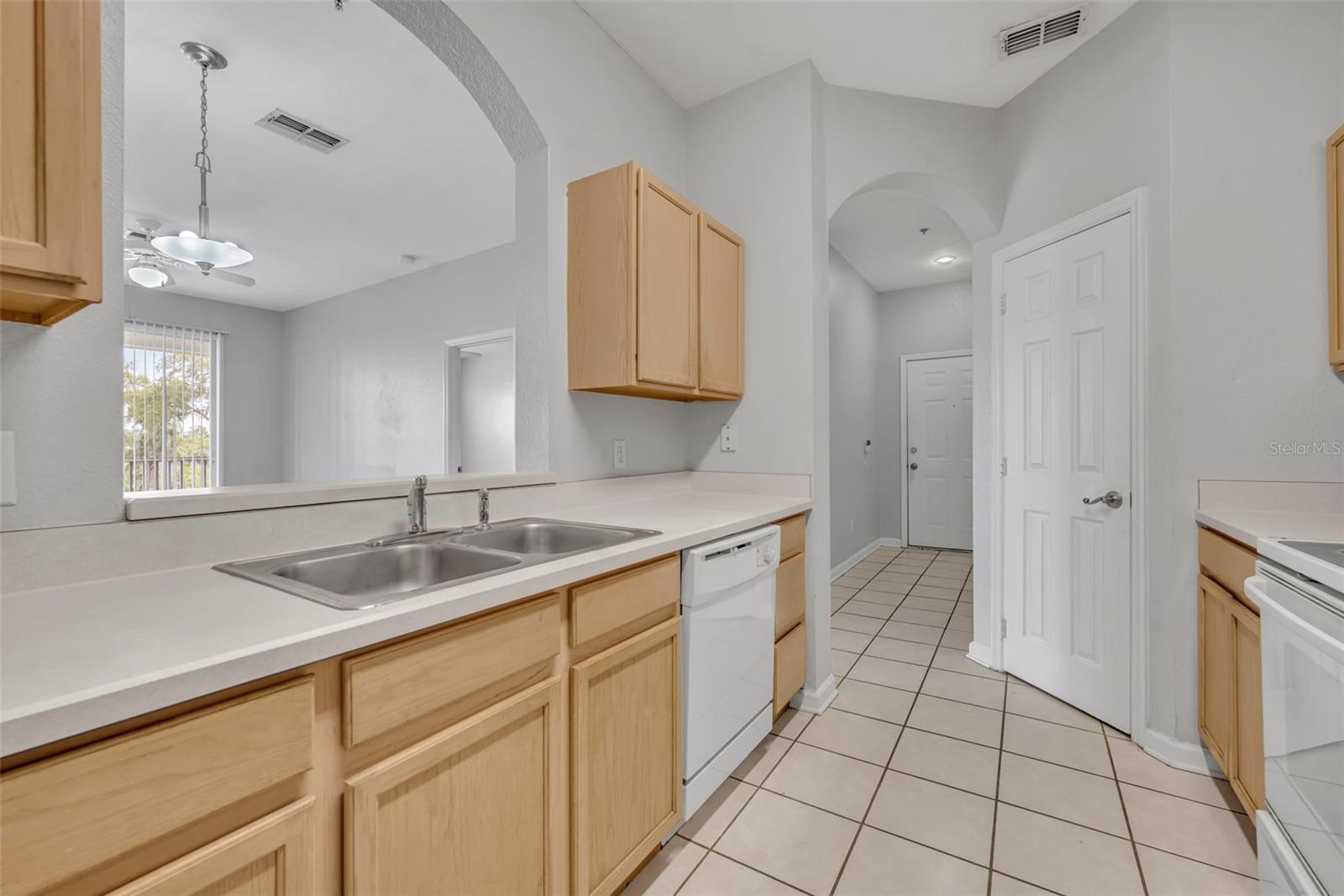 BRANTLEY TERRACE CONDO PH 1 THRU 7 - Residential