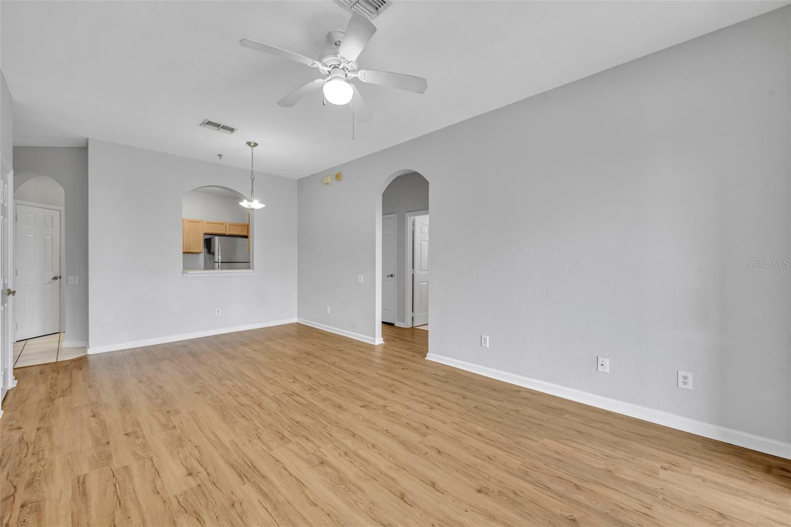 BRANTLEY TERRACE CONDO PH 1 THRU 7 - Residential