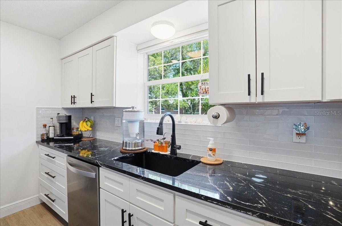 PATRIOT SQUARE APTS - Residential