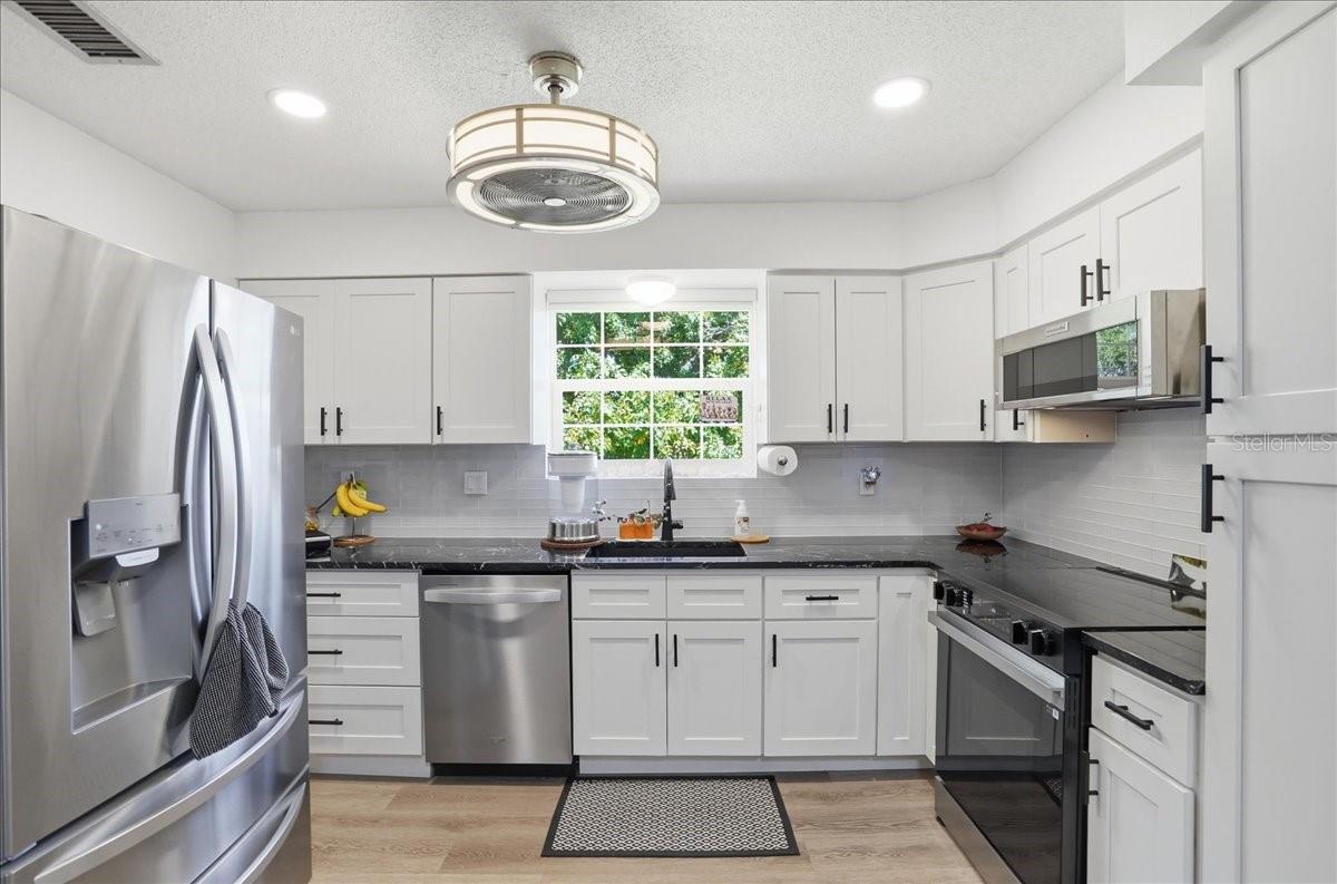 PATRIOT SQUARE APTS - Residential