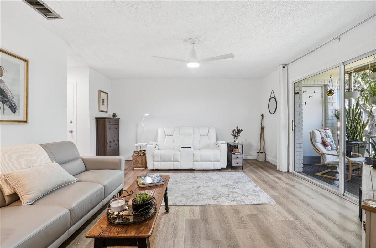 PATRIOT SQUARE APTS - Residential