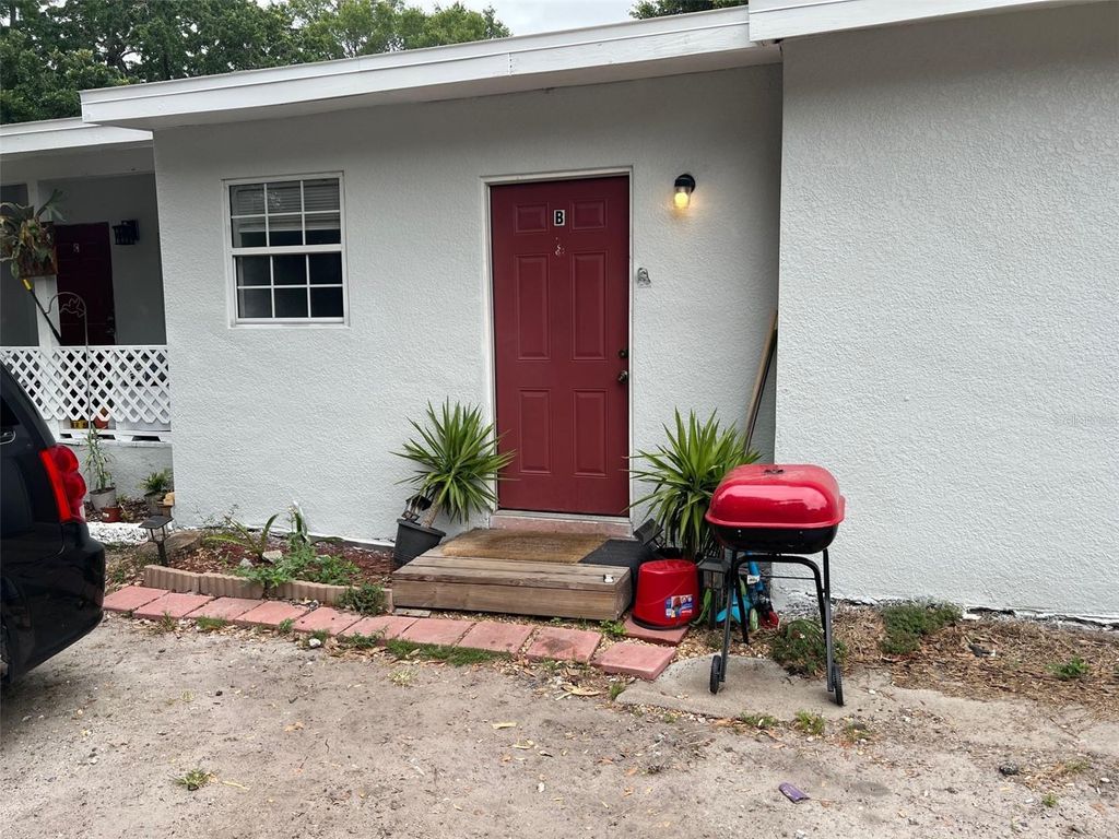 Photo of 4204 N Manhattan Avenue, Tampa, FL 33614 (MLS # O6393680)