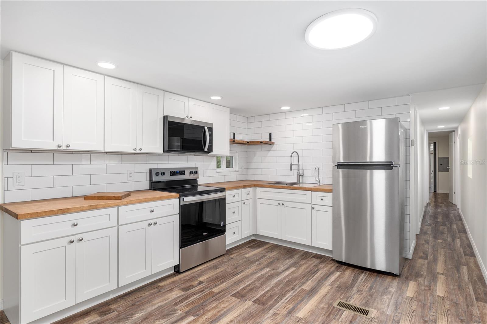 EAST COVE UNIT 01 - Residential