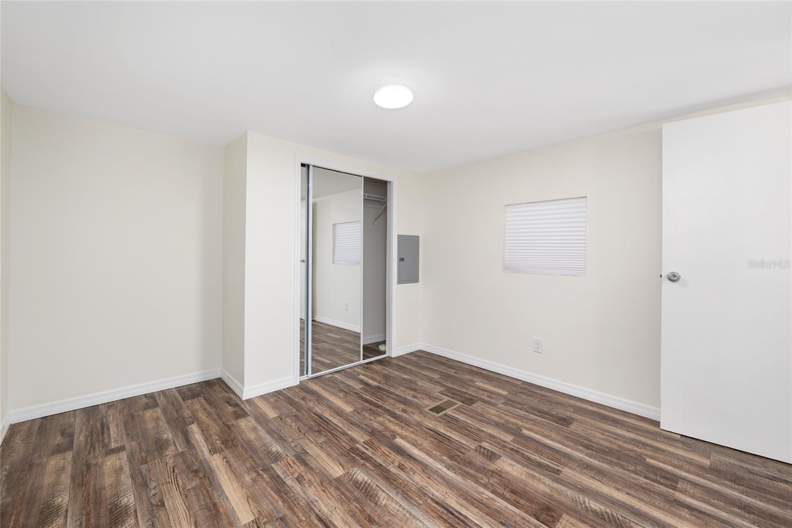 EAST COVE UNIT 01 - Residential