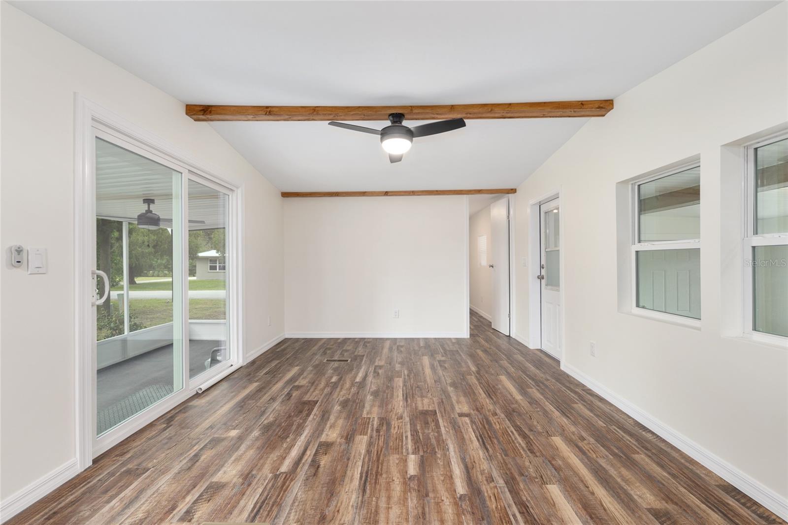 EAST COVE UNIT 01 - Residential