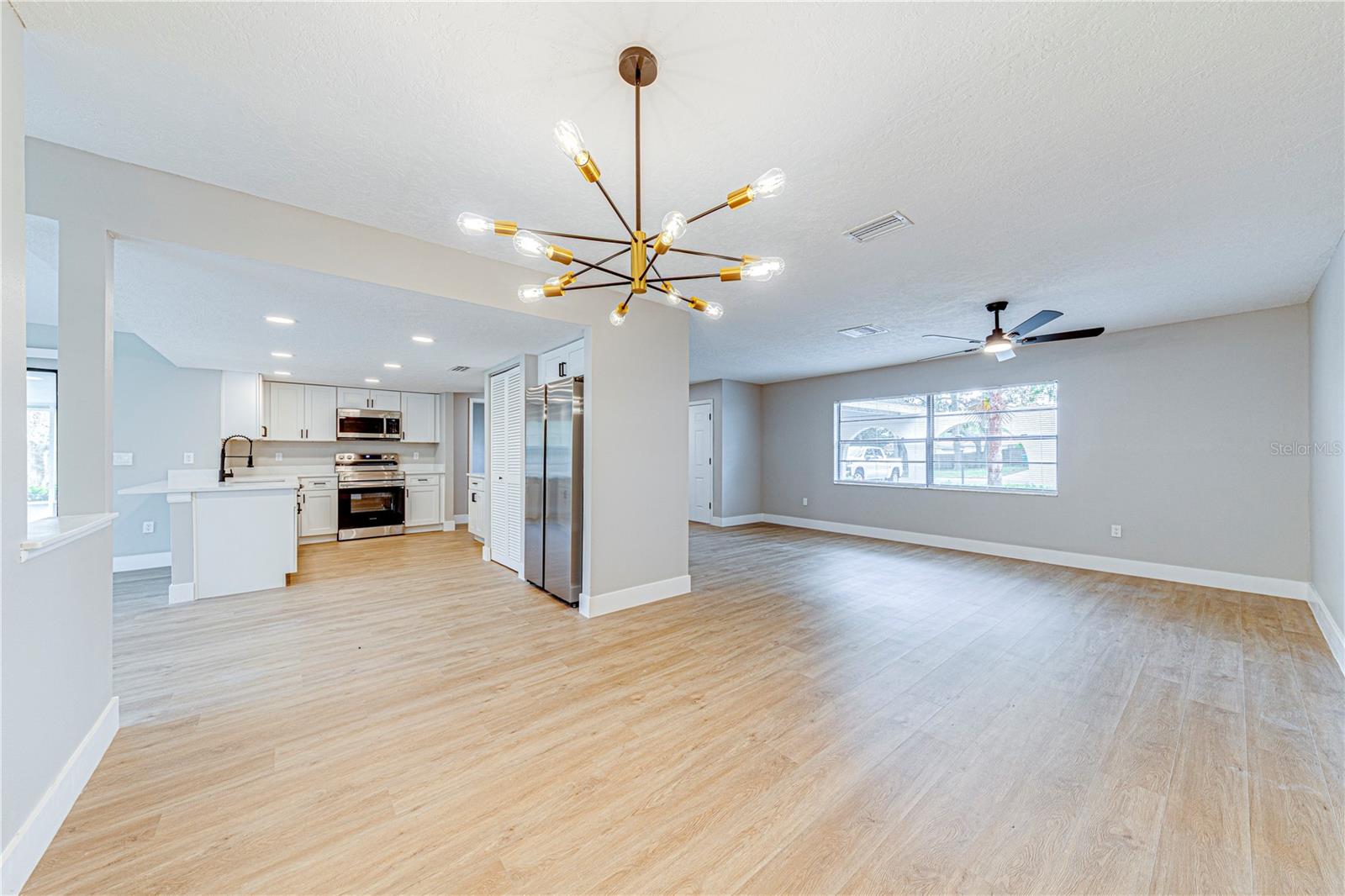 FLYING EAGLE ESTATES - Residential