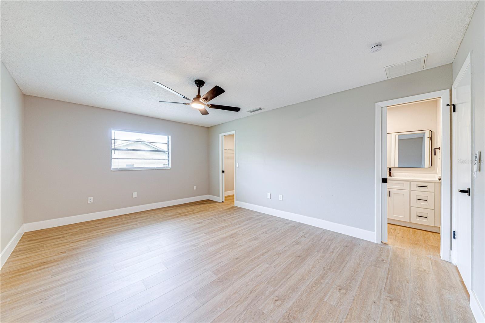 FLYING EAGLE ESTATES - Residential