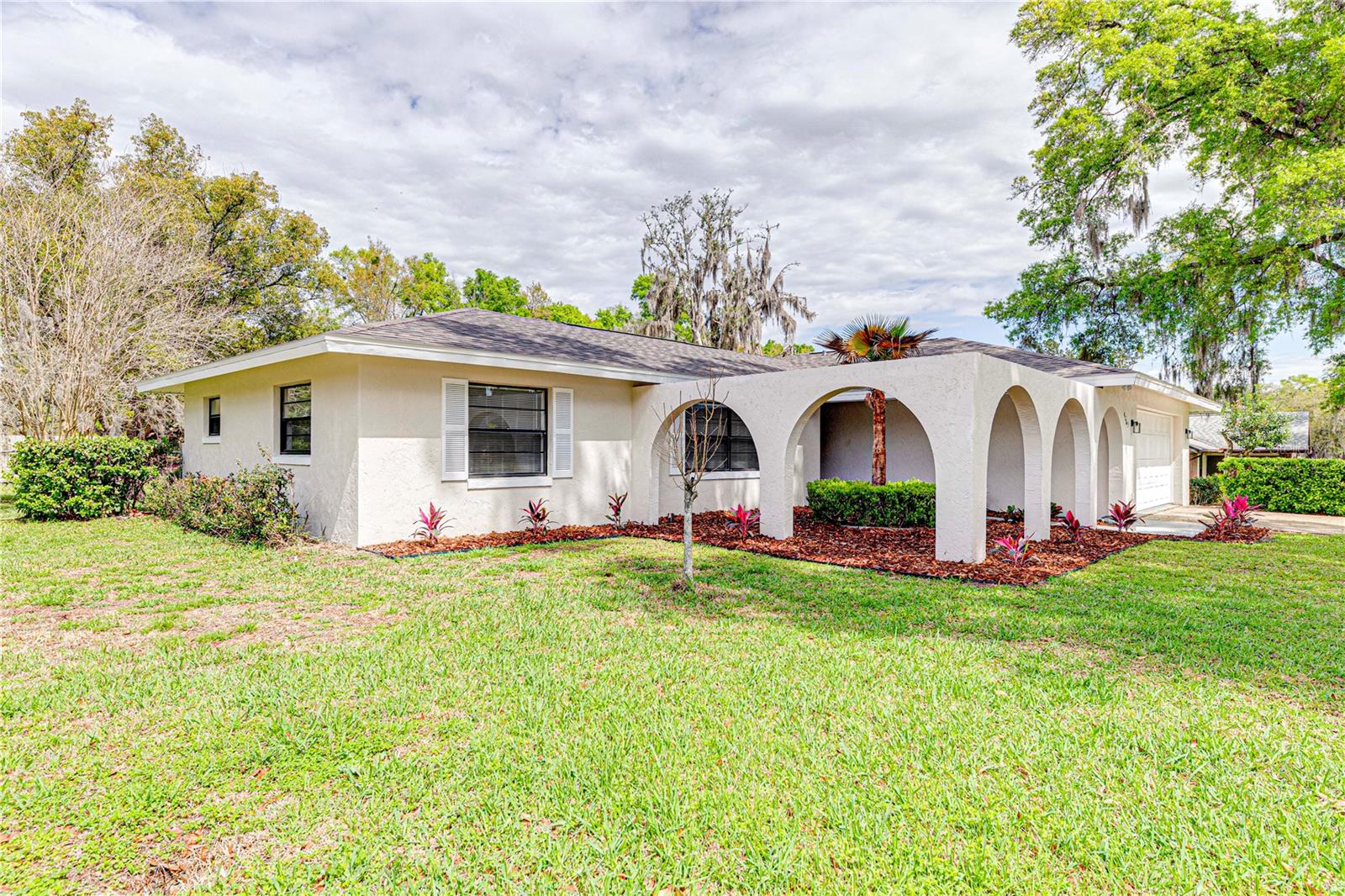 4265 E ARLINGTON STREET