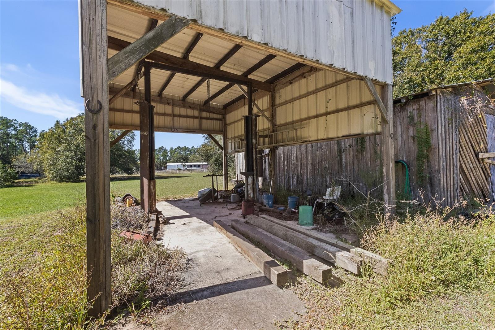 PIONEER PLANTATION 266 - Residential