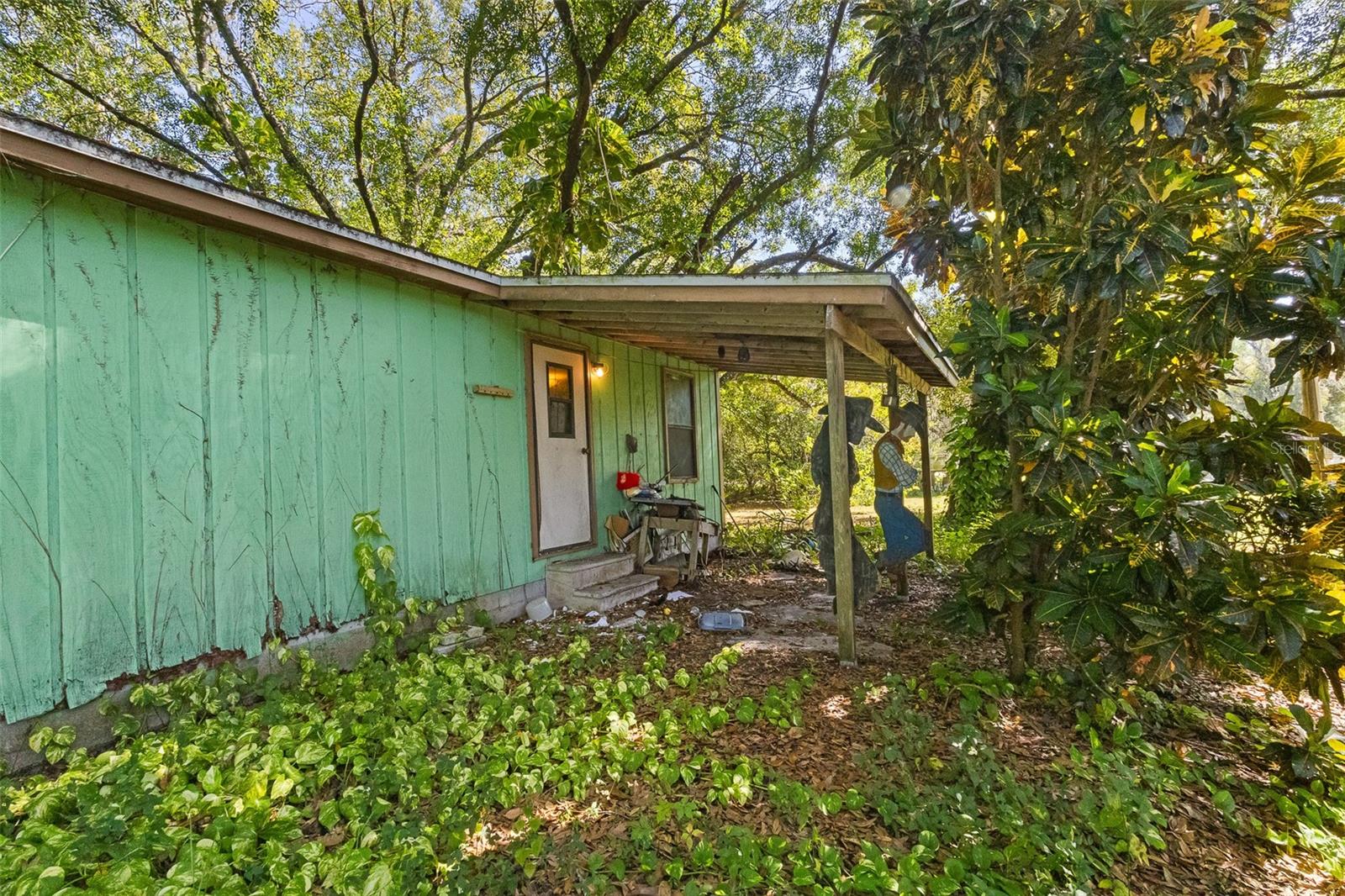 PIONEER PLANTATION 266 - Residential