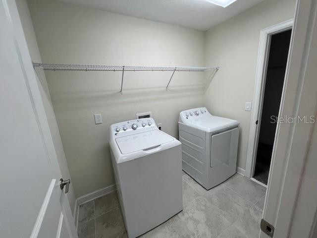 OAKS/MOSS PARK PH N2 & O - Residential Lease