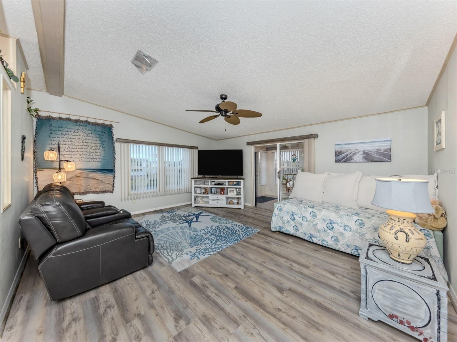 443 LANDSEDGE DRIVE