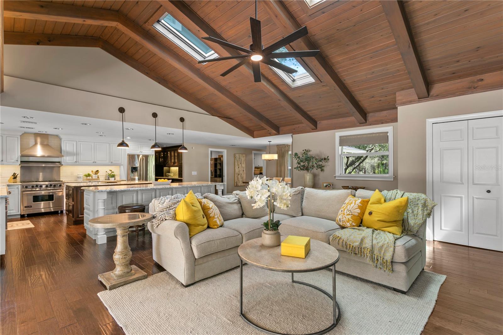 ACREAGE - Residential