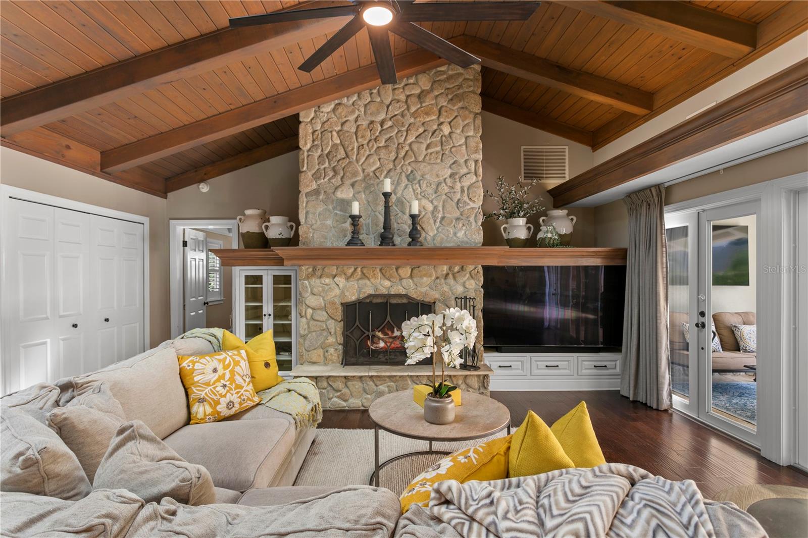 ACREAGE - Residential