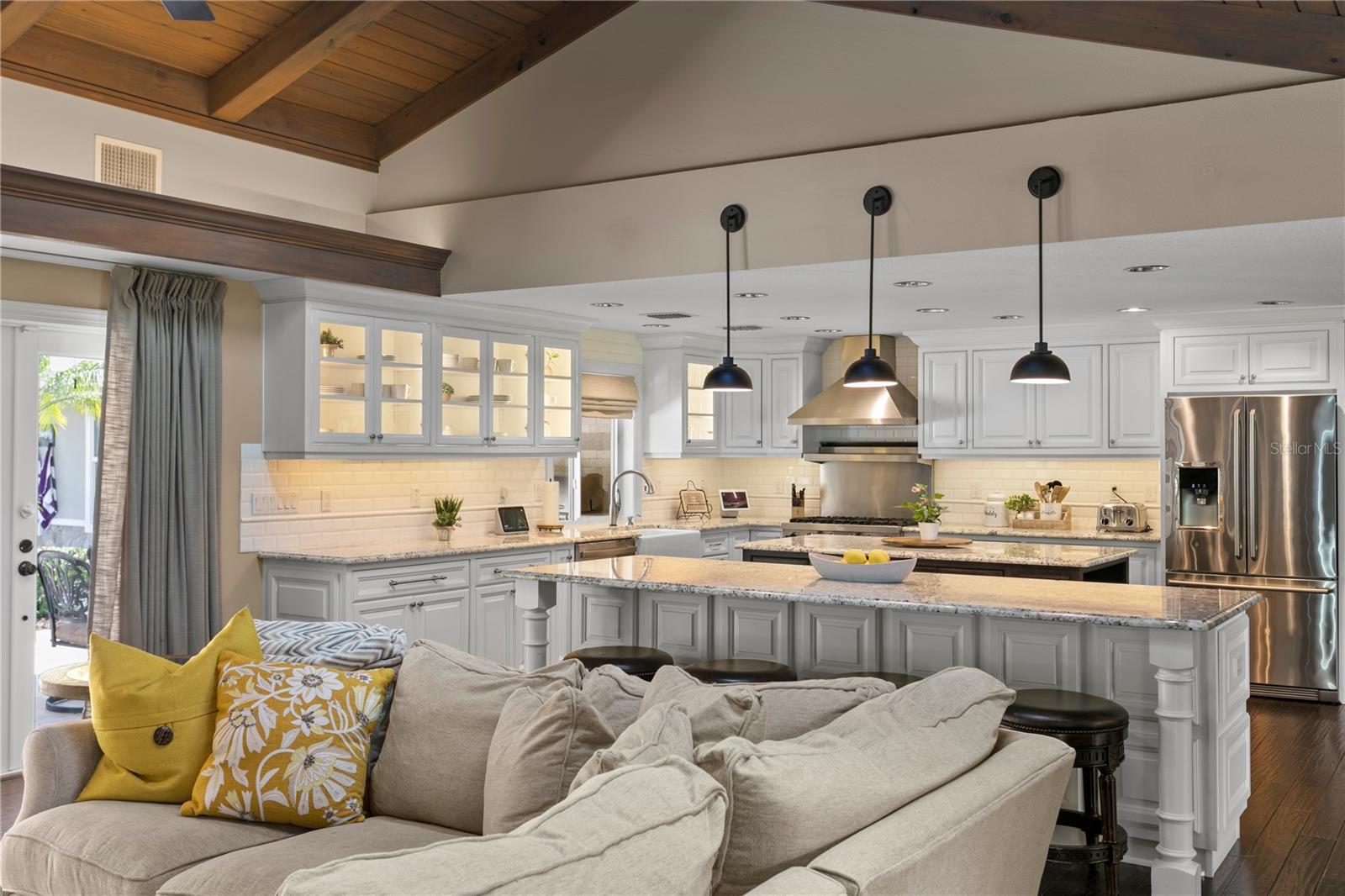 ACREAGE - Residential