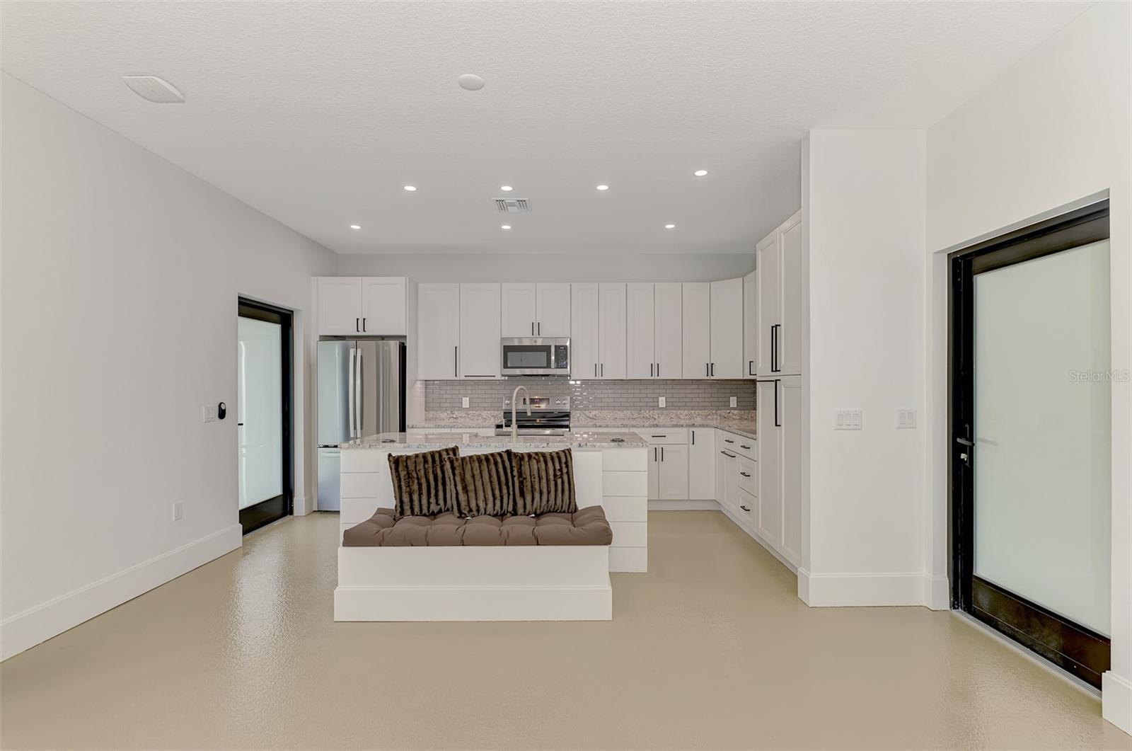 LONG MEADOW - Residential Lease