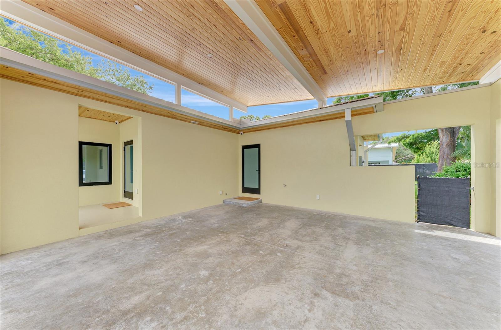 LONG MEADOW - Residential Lease