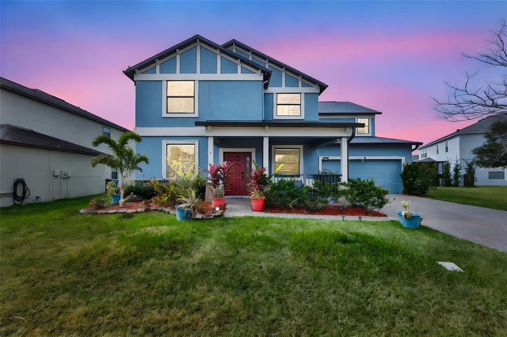 Photo of 10039 Smarty Jones Drive, Ruskin, FL 33573 (MLS # TB8480417)