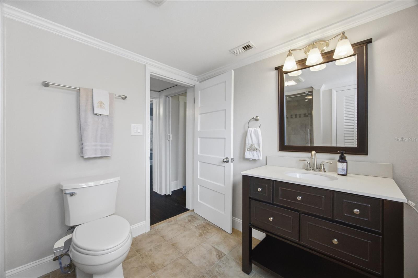 RIVERCREST - Residential