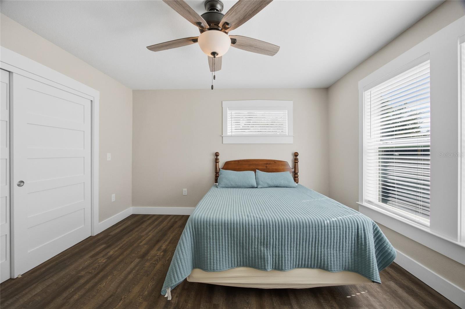 RIVERCREST - Residential