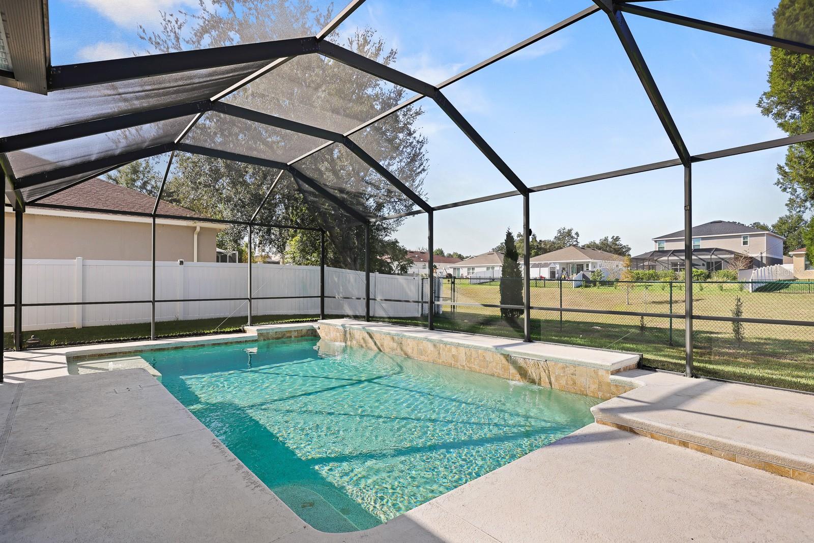 SOUTHERN OAKS GROVE - Residential