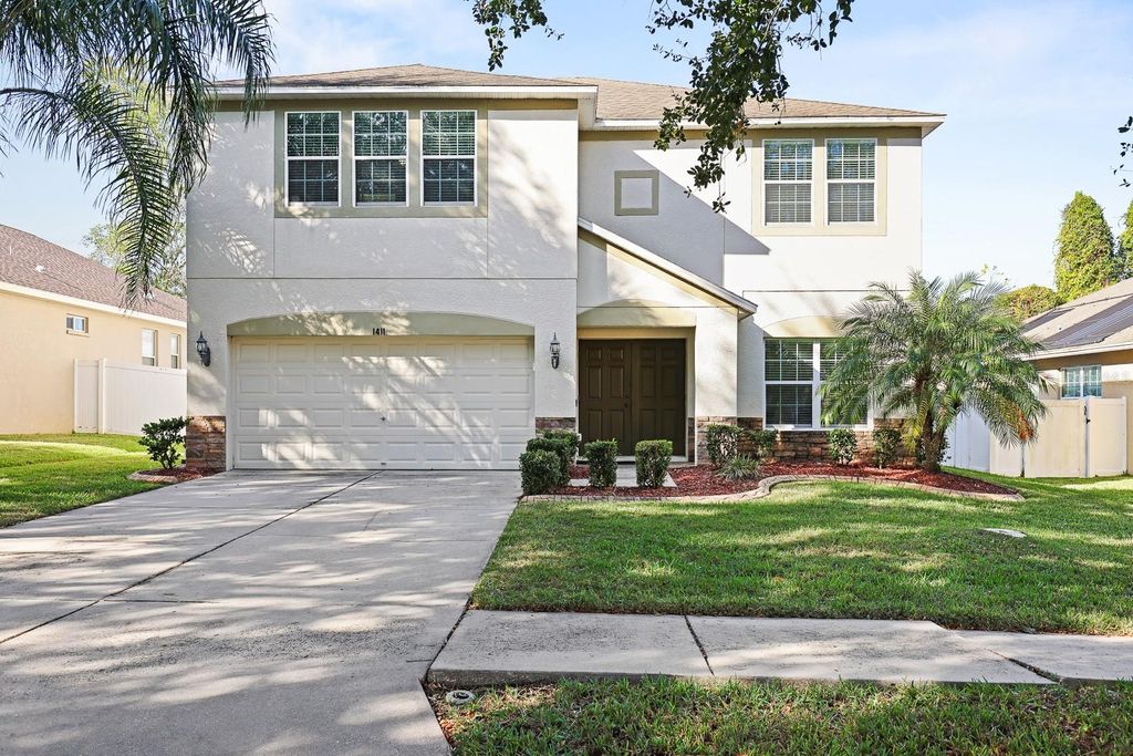 Photo of 1411 Main Street, Valrico, FL 33594 (MLS # TB8454257)