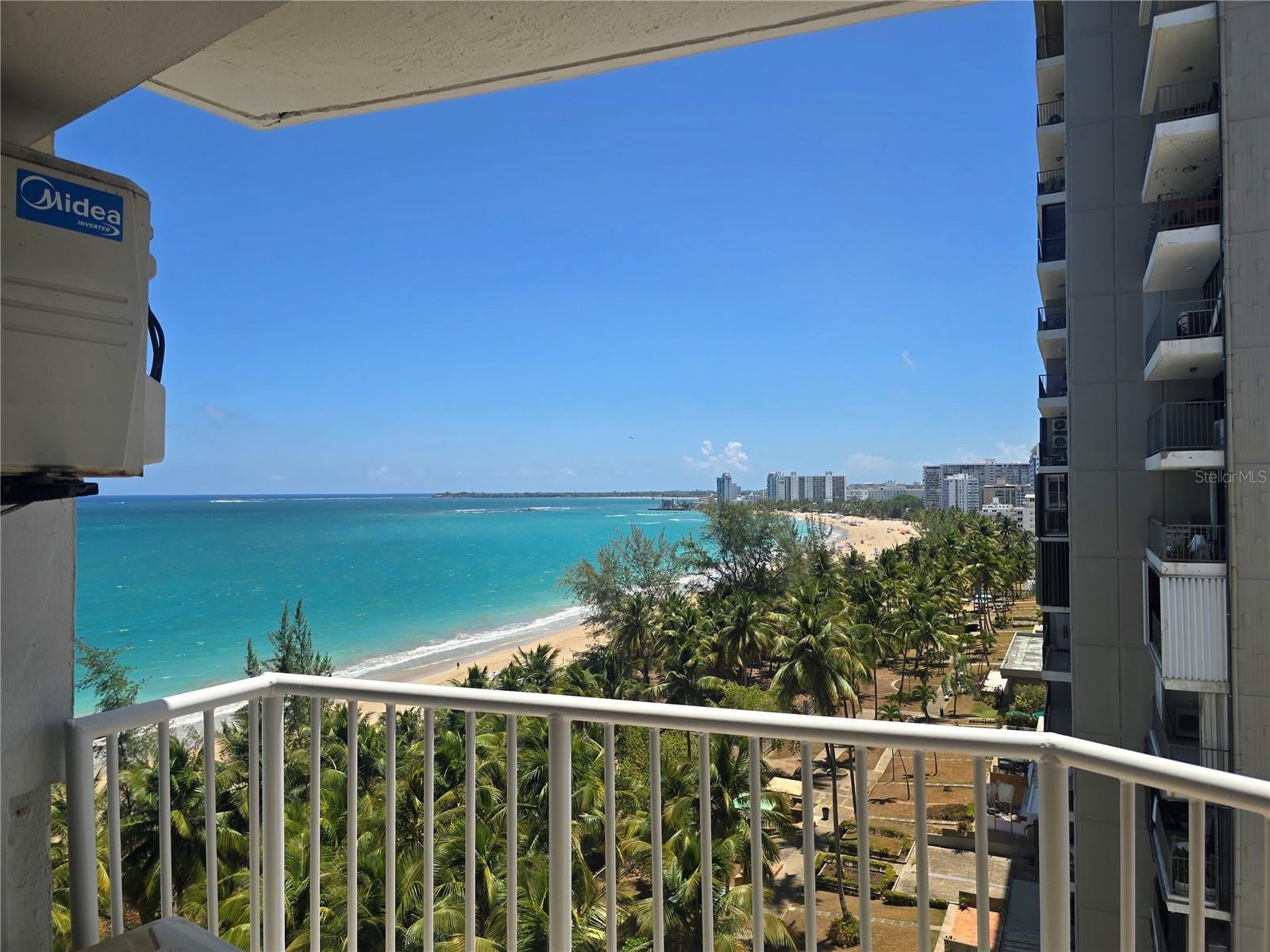4633 Ave Isla Verde COND. CASTILLO DEL MAR 9