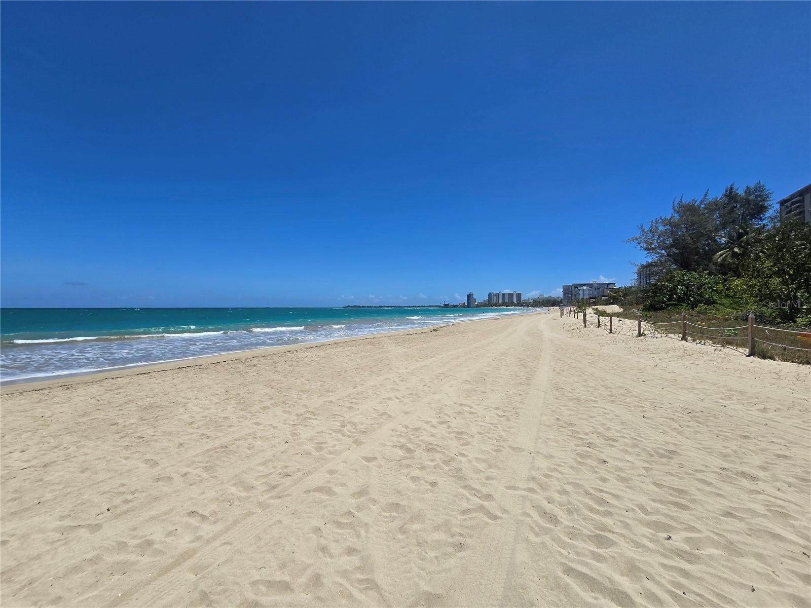 4633 Ave Isla Verde COND. CASTILLO DEL MAR 9