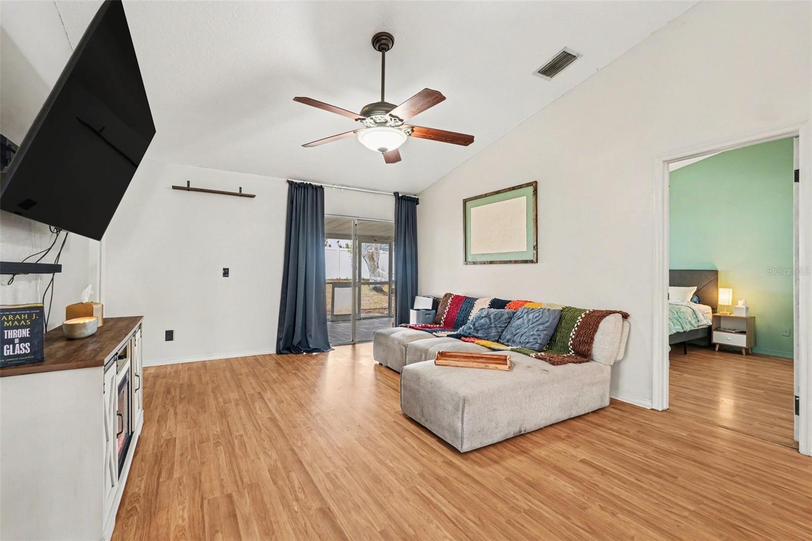 OAKDALE RIVERVIEW ESTATES UN 3 - Residential