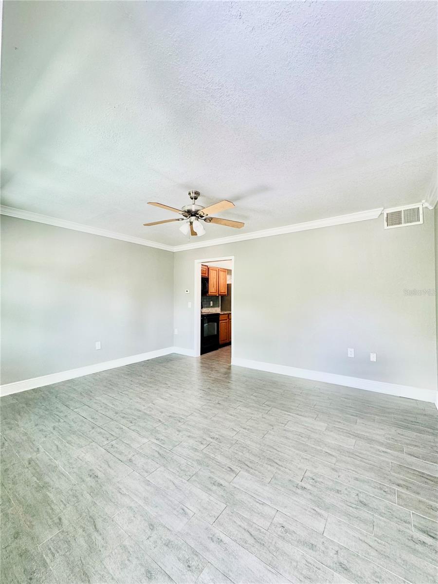 SPRING HILL REV - Residential Lease