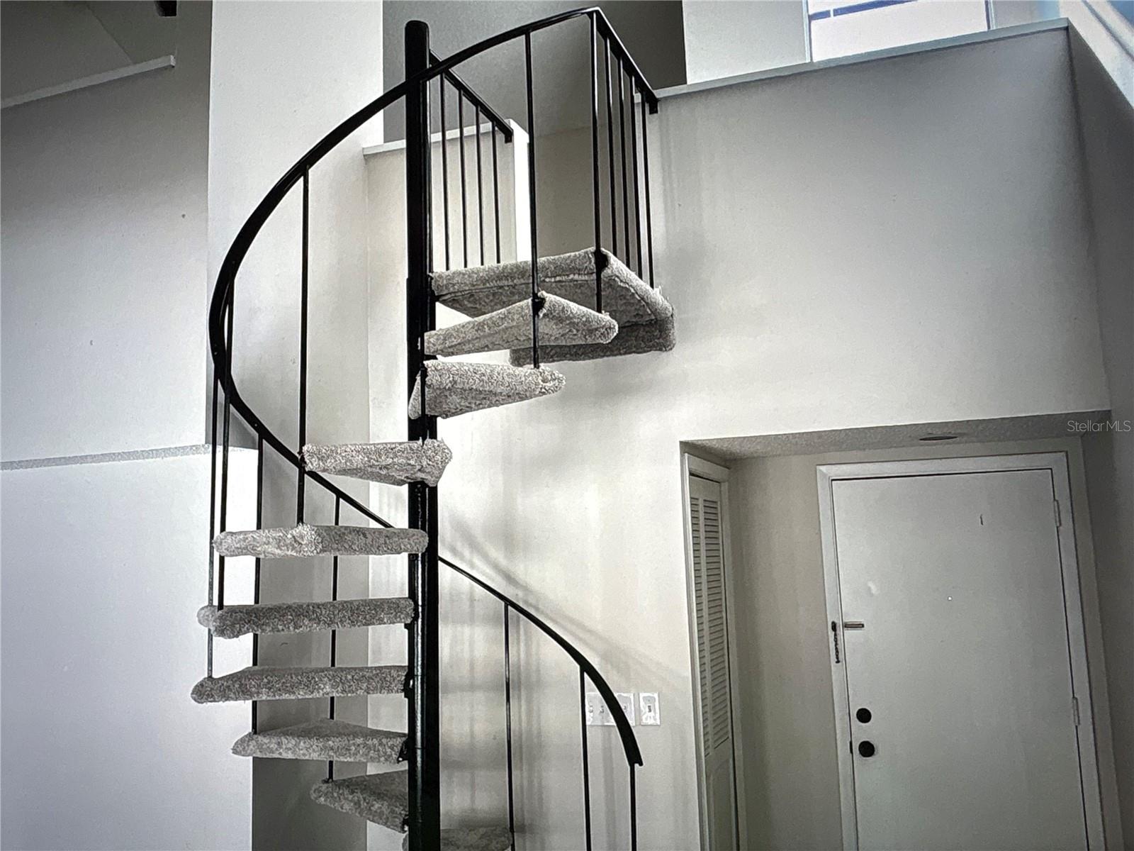 RIVER OAKS CONDOMINIUM I - Residential