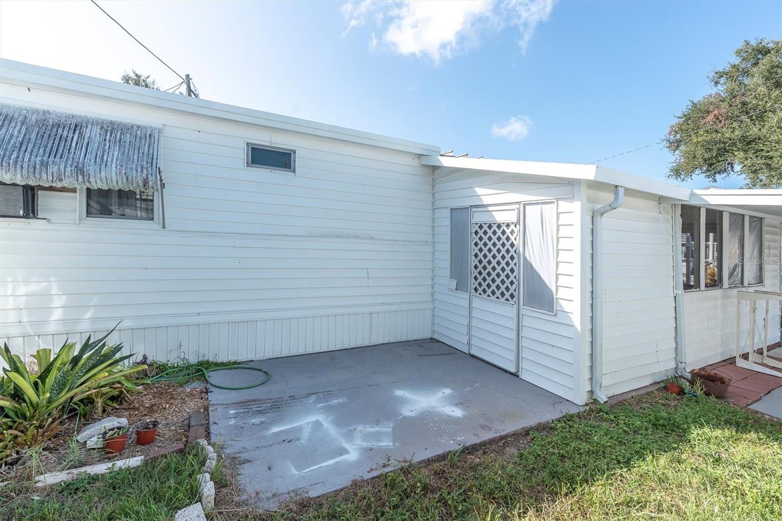 EAGLES NEST MOBILE HOME PARK UNREC - Residential