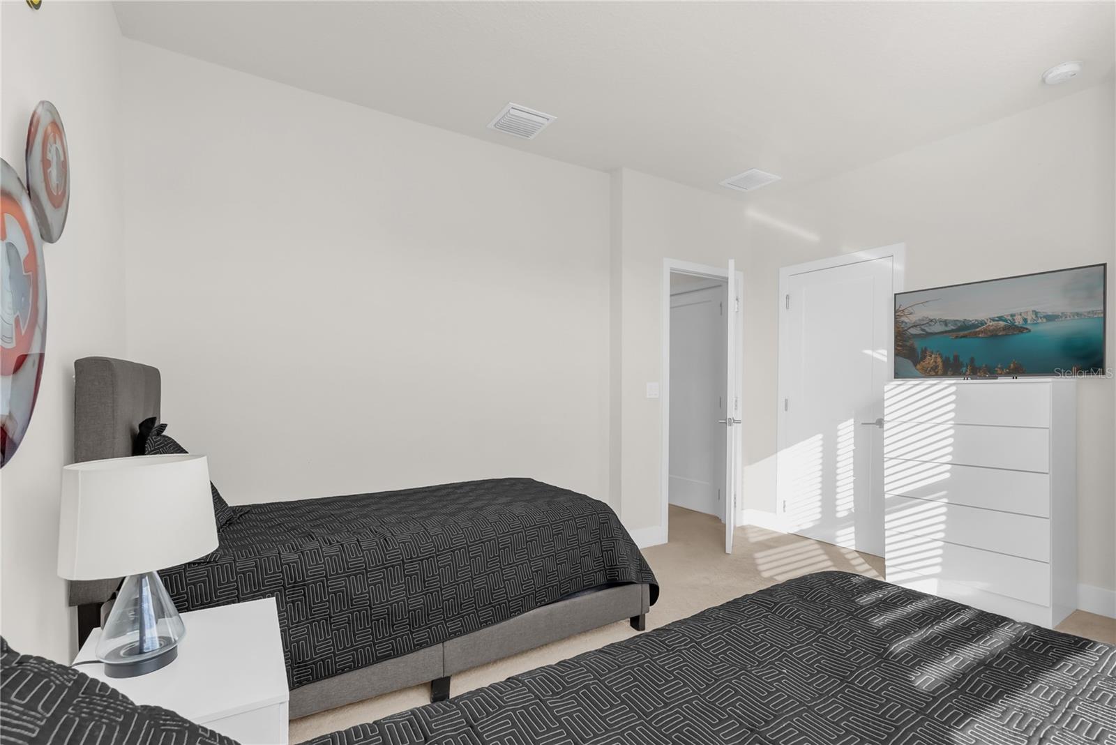 HIDDEN FOREST AT SILVER CREEK - Residential