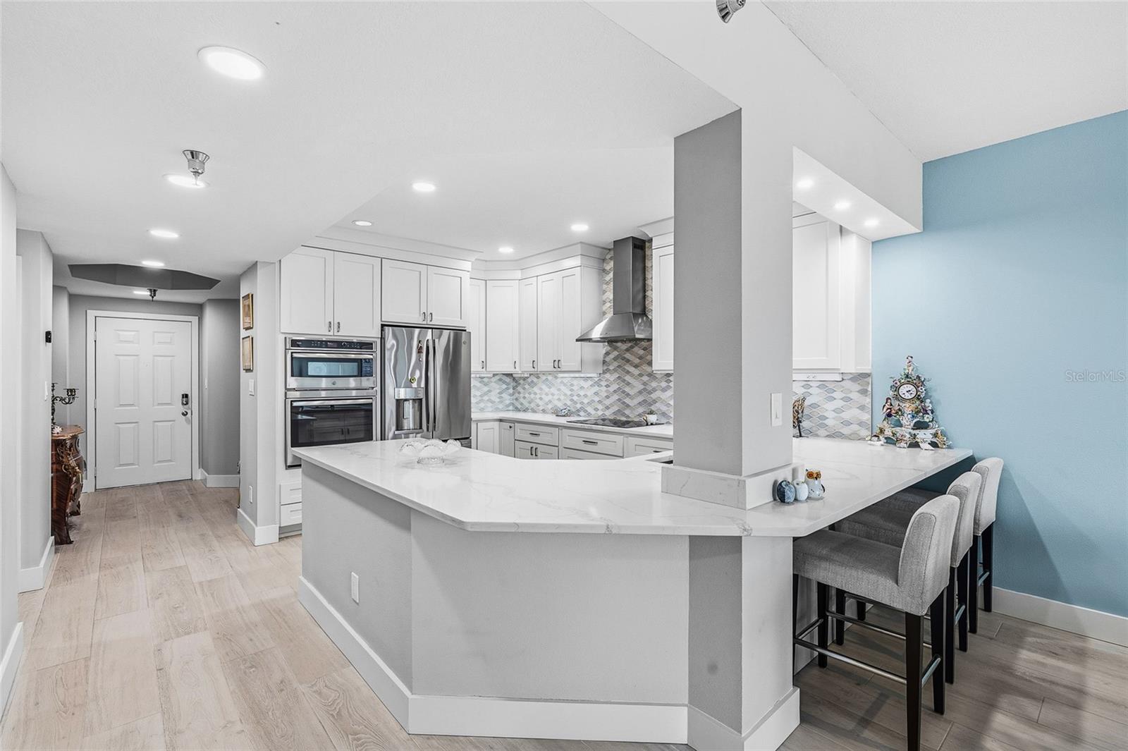 HARBOURSIDE CORAL POINTE - Residential