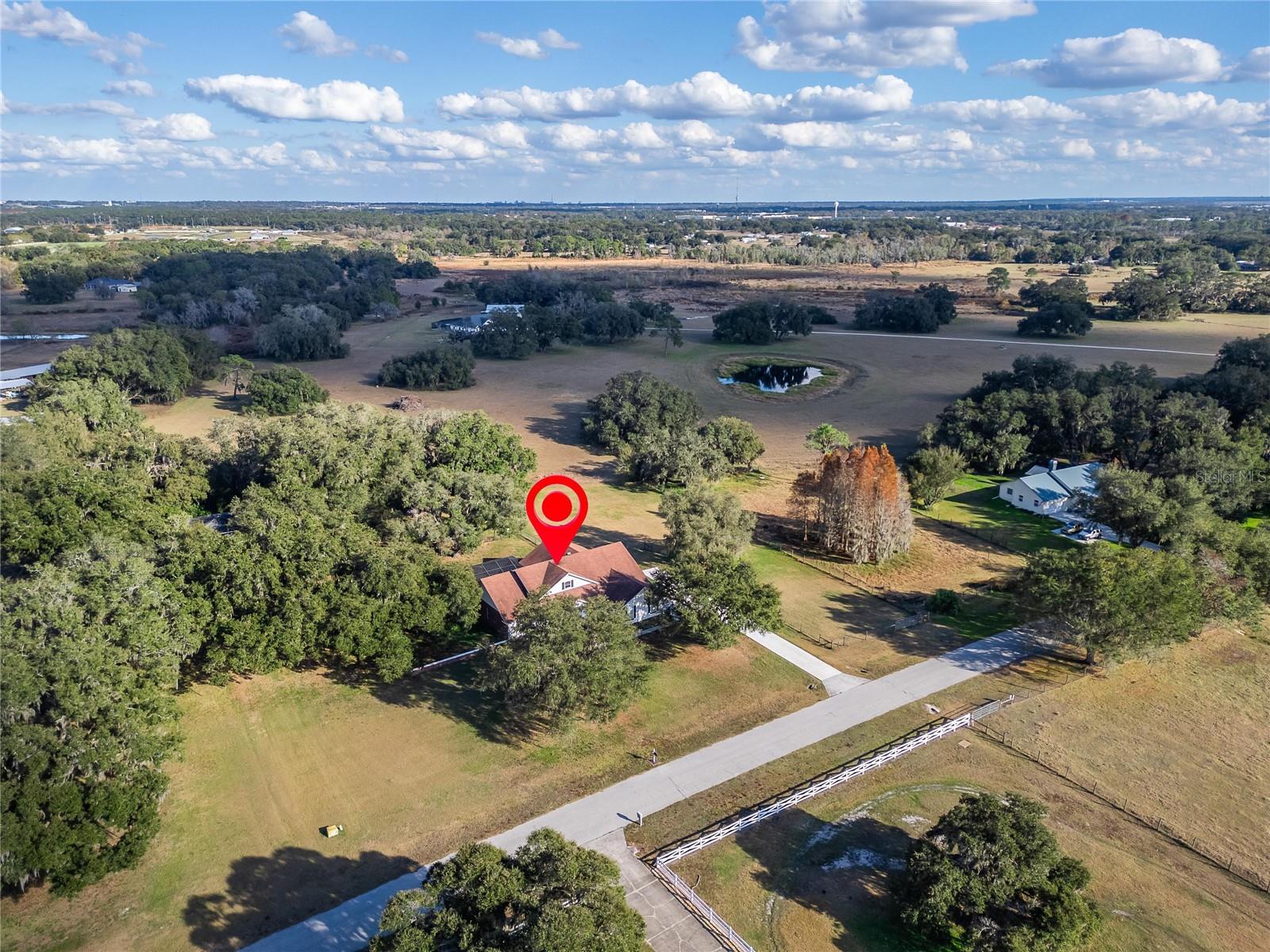 COUNTRY CLASS FARMS - Residential