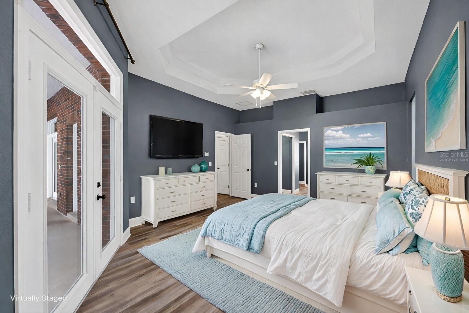 COUNTRY CLASS FARMS - Residential