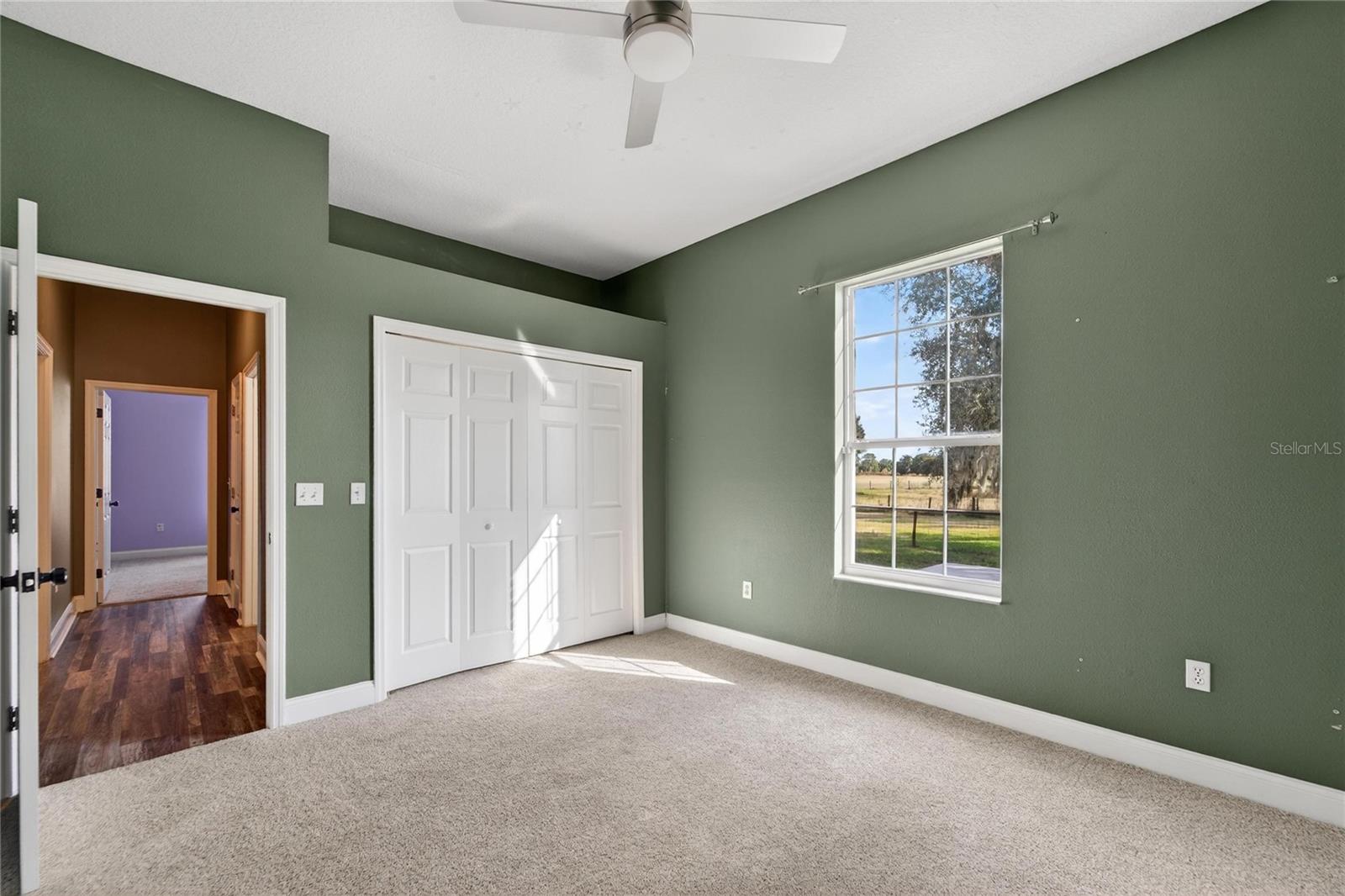 COUNTRY CLASS FARMS - Residential