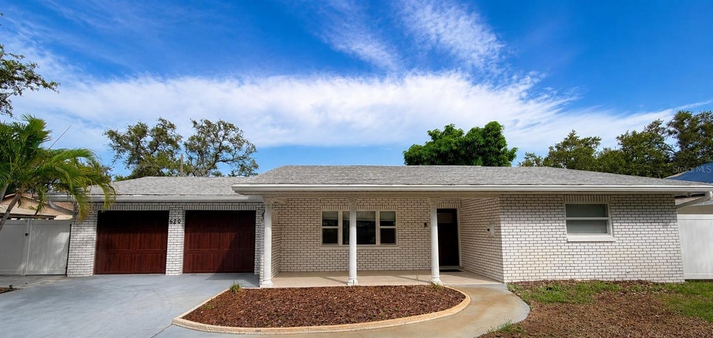 Photo of 620 La Plaza Avenue S, St Petersburg, FL 33707 (MLS # TB8543100)
