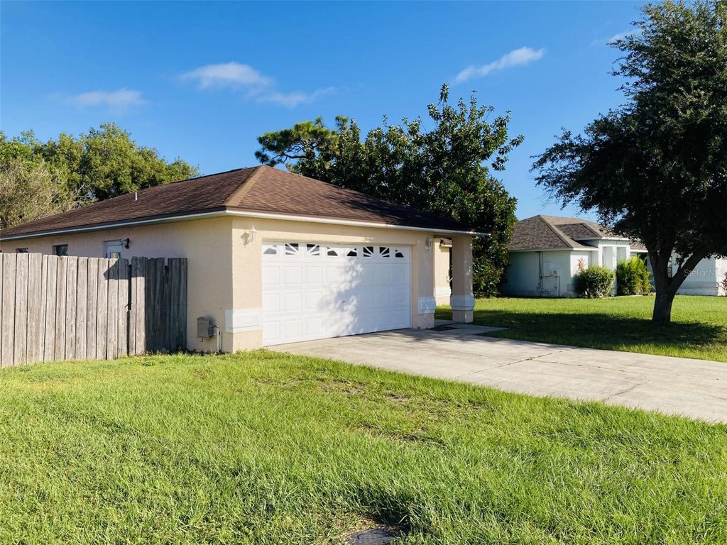 Photo of 2704 Kendall Avenue, Kissimmee, FL 34744 (MLS # S5137944)