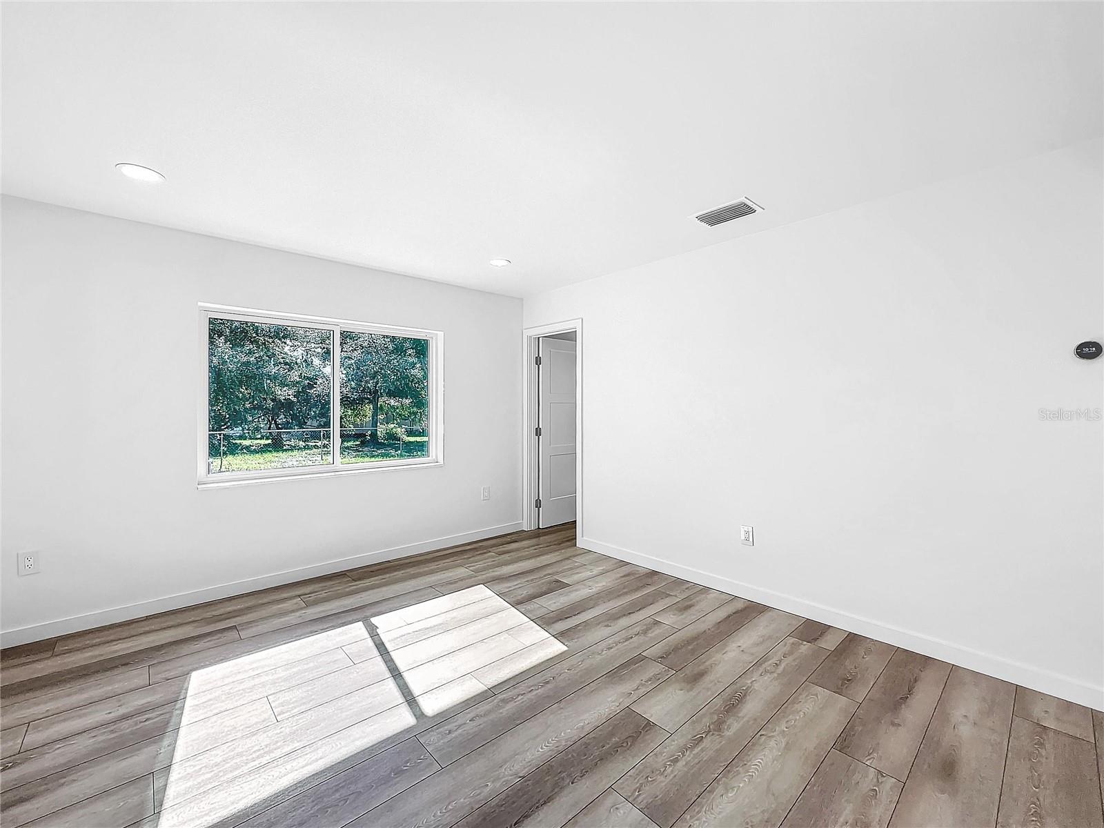 407 SHERYL DRIVE