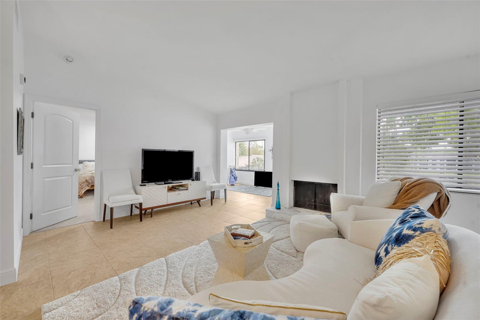 ESCONDIDO PH 1 - Residential