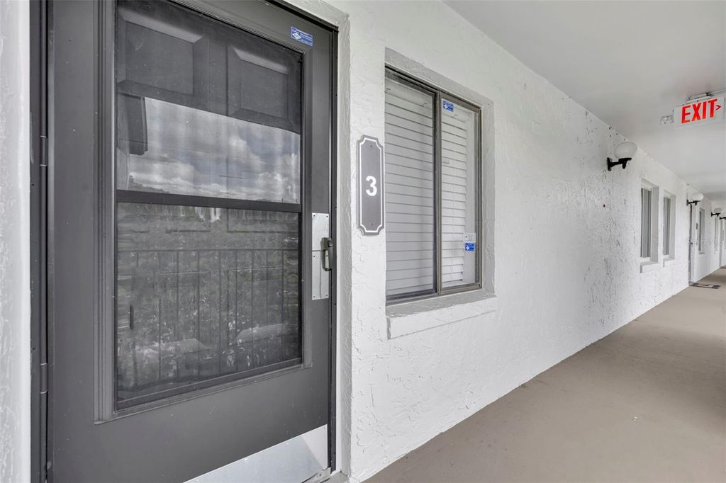 Photo of 3 Escondido Circle #3, Altamonte Springs, FL 32701 (MLS # O6396634)