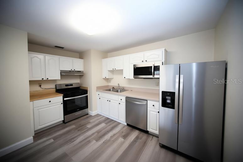 HAWKS PARK CO - Residential