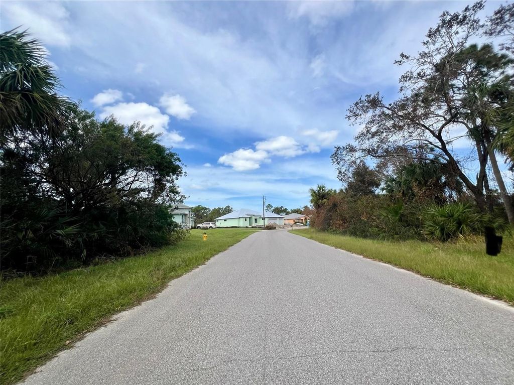 Photo of 355 Ramblewood Street, Port Charlotte, FL 33953 (MLS # C7496910)
