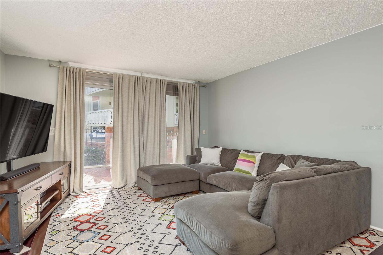 SEVILLE CONDO 1 - Residential