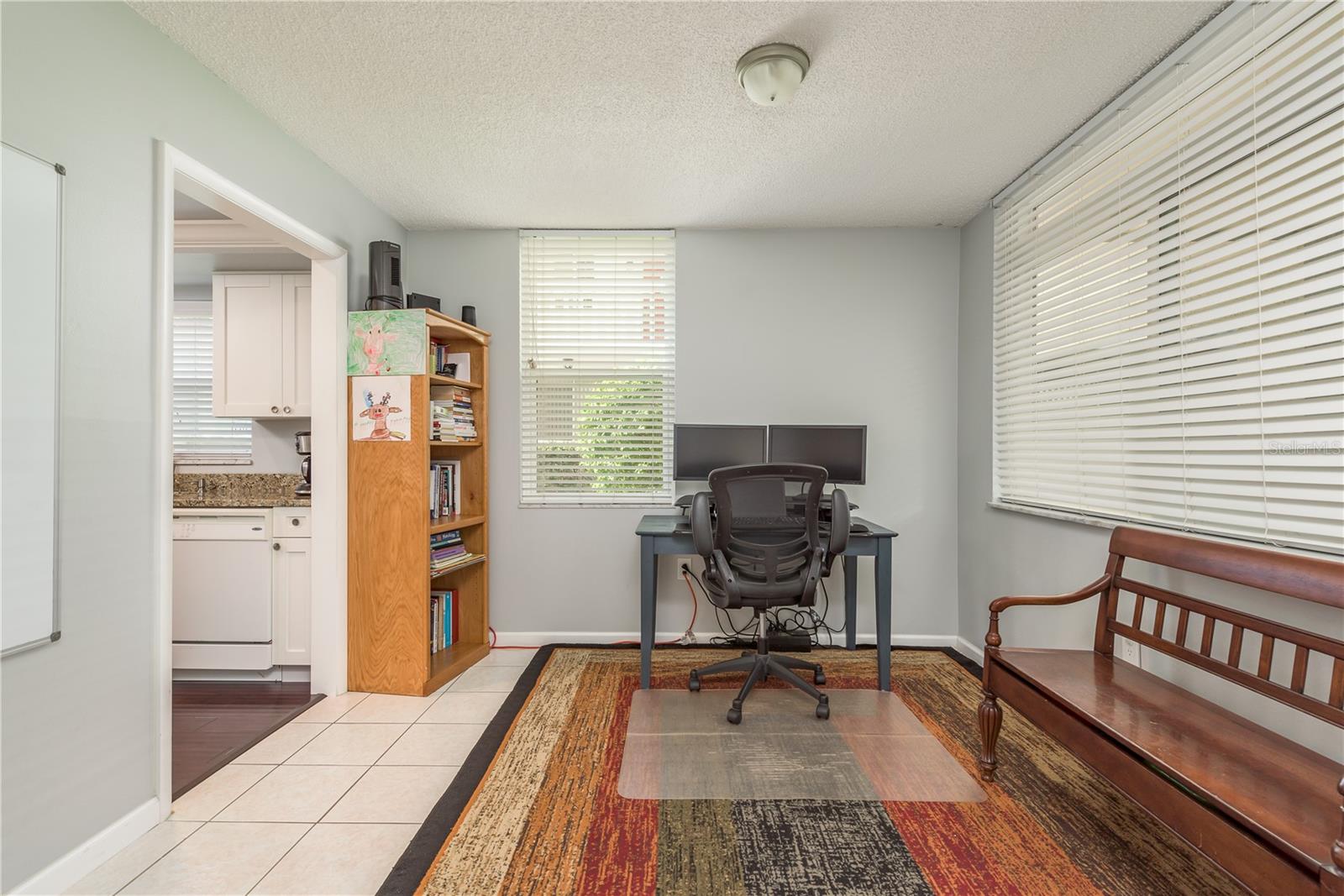 SEVILLE CONDO 1 - Residential