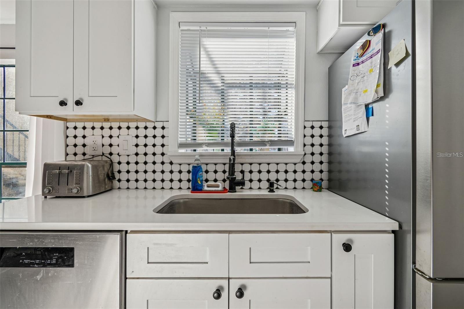 THE GRAND RESERVE CONDO - Residential Lease