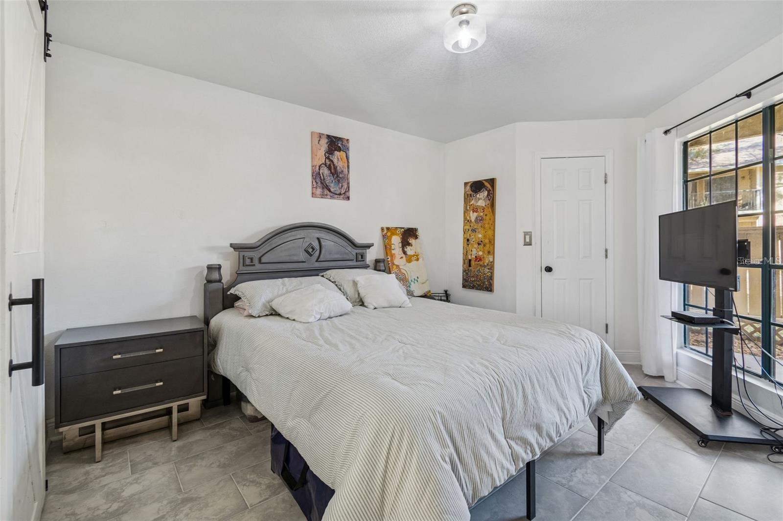 THE GRAND RESERVE CONDO - Residential Lease