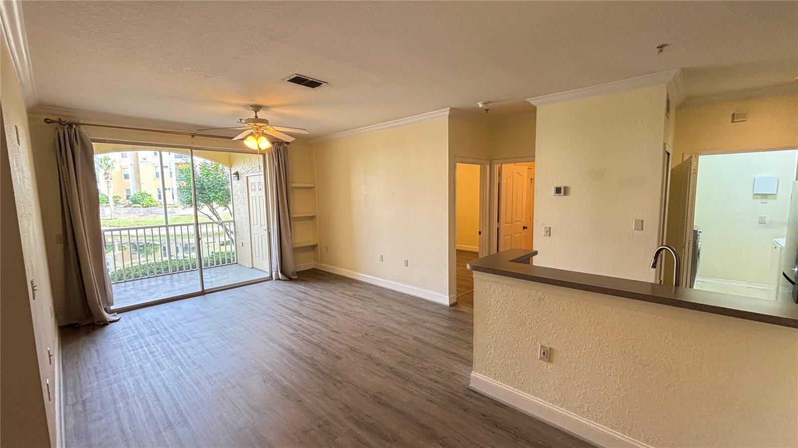 VISCONTI WEST - Residential Lease