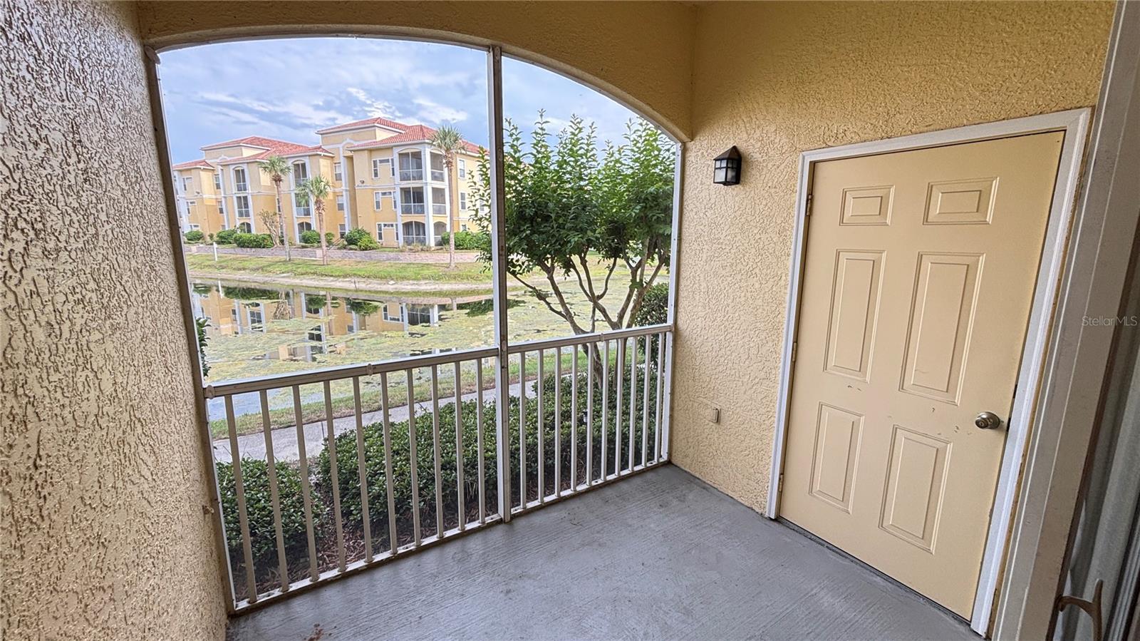 VISCONTI WEST - Residential Lease